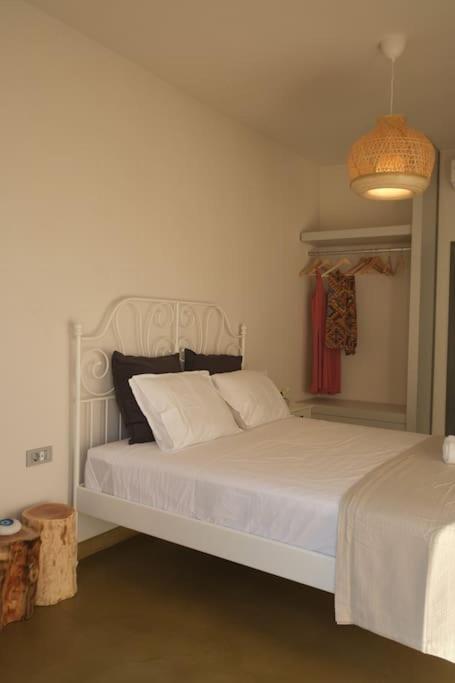 Mekia'S Beach House Livadia  外观 照片